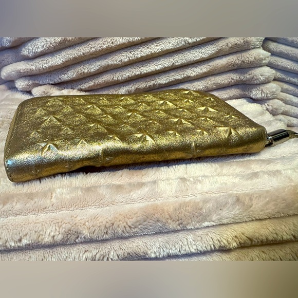 Jimmy Choo Long Wallet Filipa Star-Embossed Gold Metallic Authentic Discontinued - Picture 11 of 11